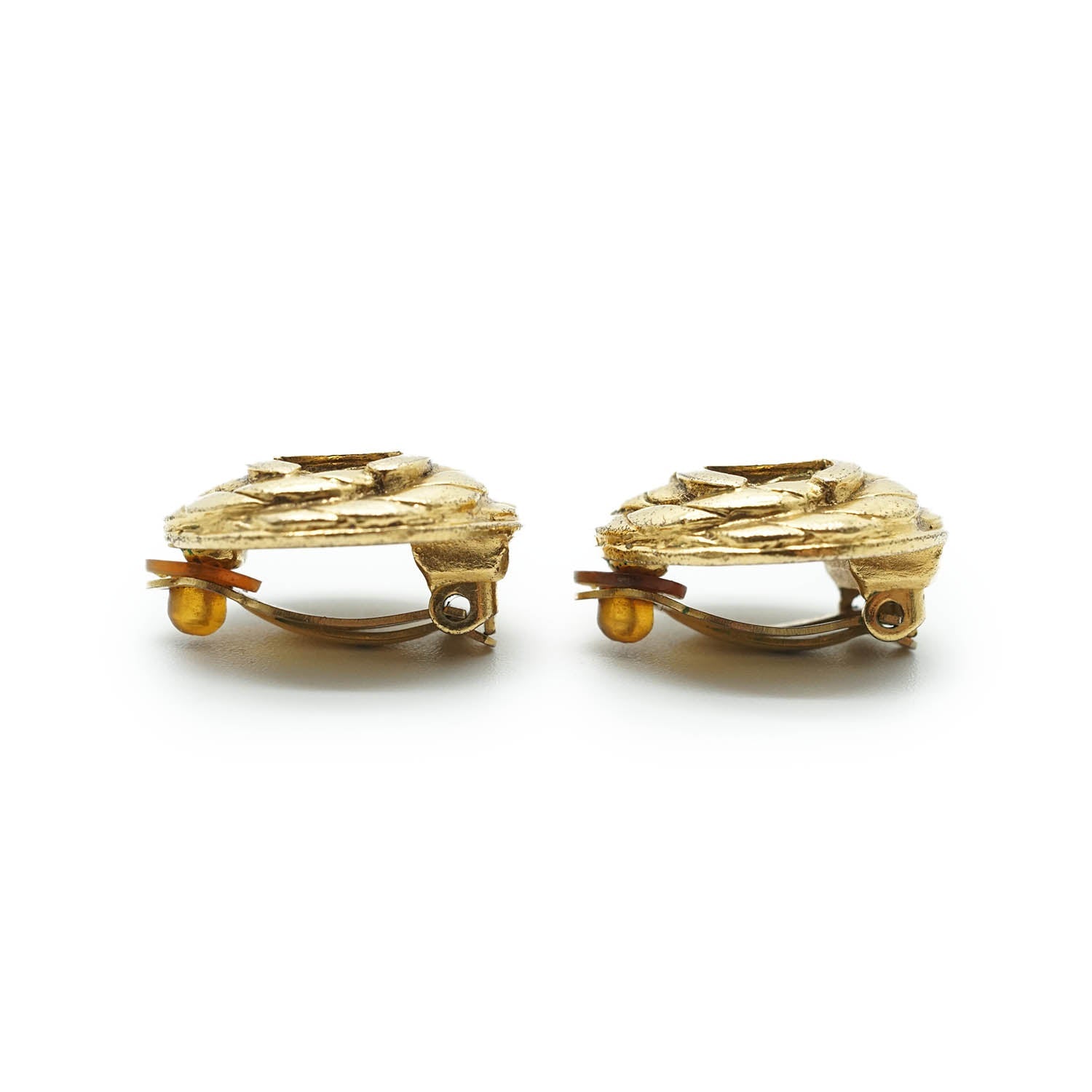 Coco Mark Spiral Round Clip Earrings GP